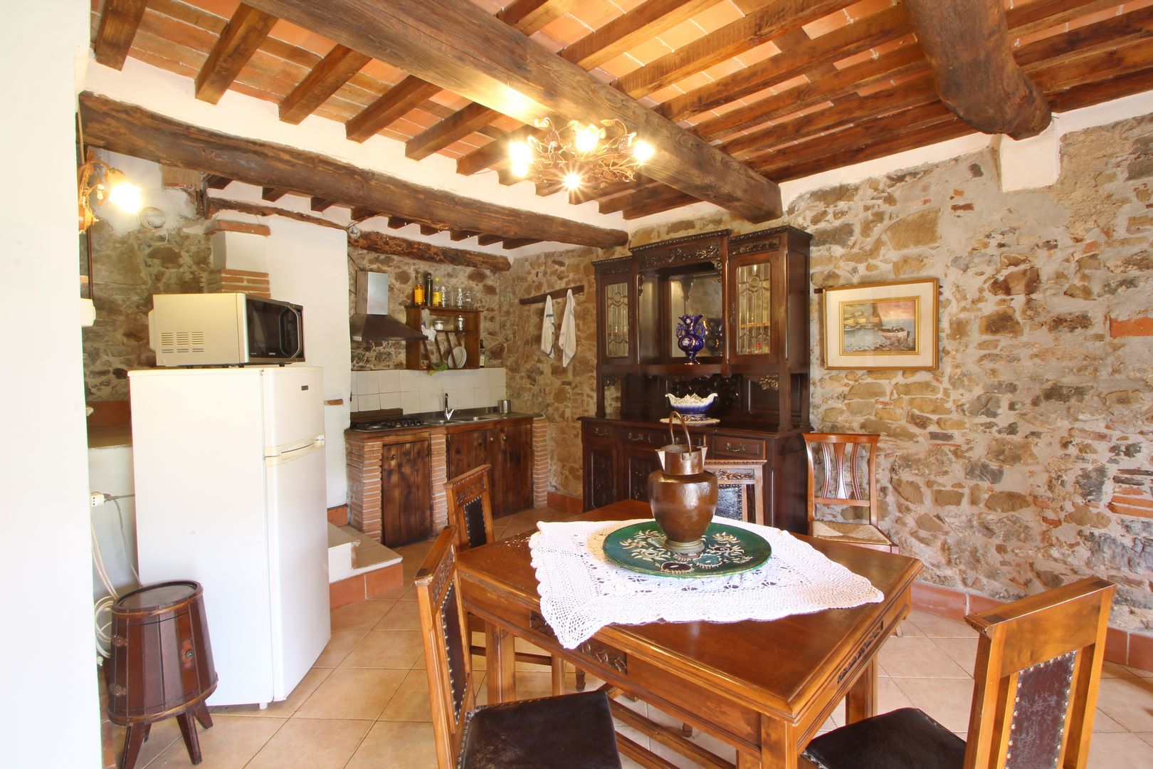 Agritourism in Garfagnana – 3 Stone Houses with 3ha of Land