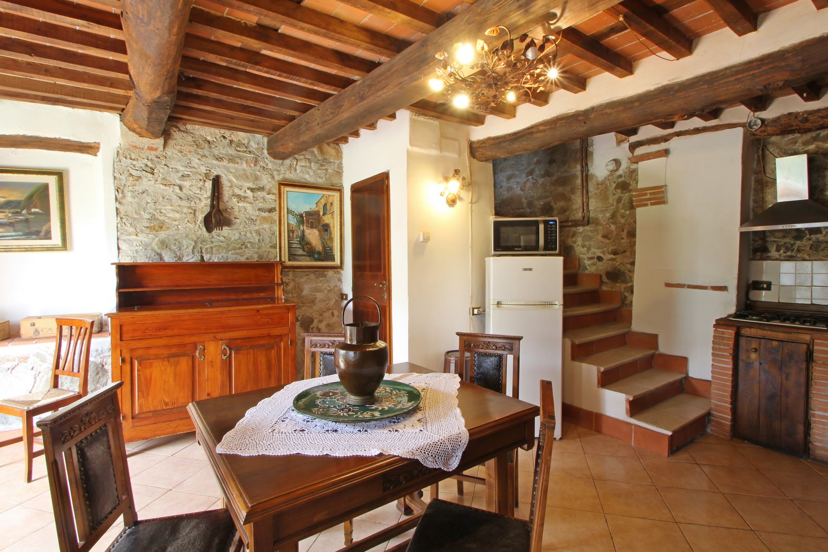 Agritourism in Garfagnana – 3 Stone Houses with 3ha of Land