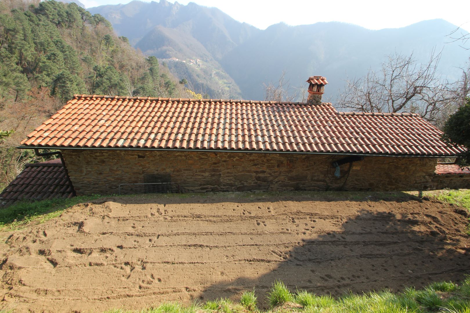 Rustic Stone House in Giustagnana – Sea View & Garden