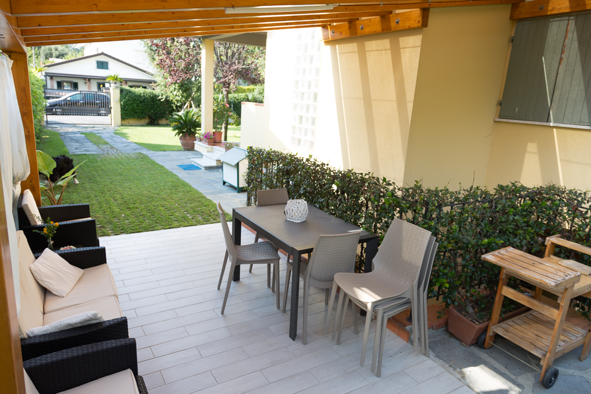 Marina di Massa – Casa Estiva in Vendita Vicino al Mare