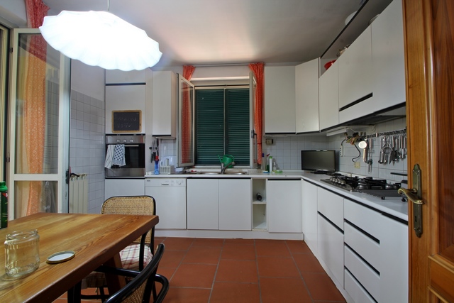 Large villa in Sarzana