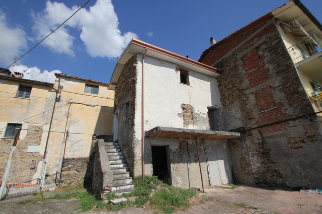 Stonehouse with sea view