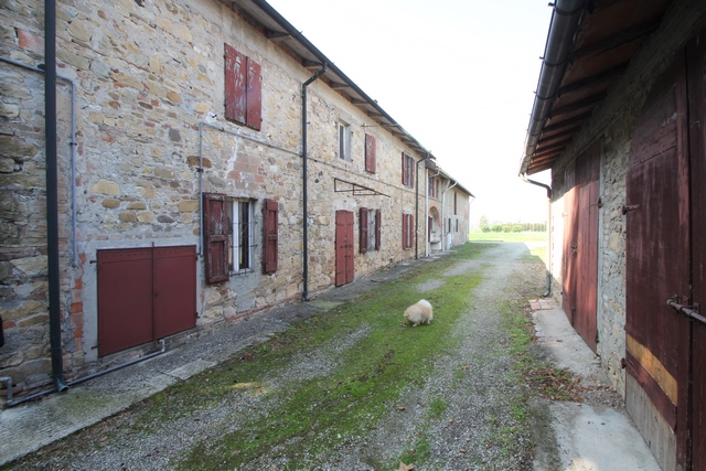 Venkovské sídlo v blízkosti centra města Collecchio