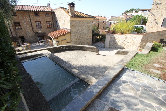 Real tuscan stone house with sea view in Bargecchia