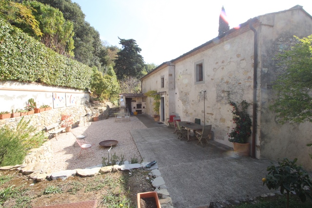 Real tuscan stone house with sea view in Bargecchia