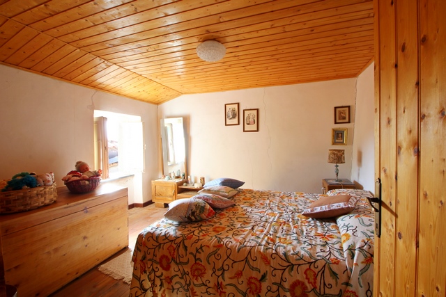 Typical stonehouse in Garfagnana