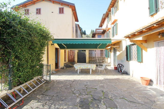 Large house near Camaiore