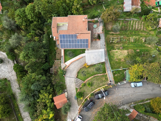 Casa nelle colline di Massa con vista mare