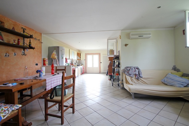 Hillside Home with Sea View – Near Massa