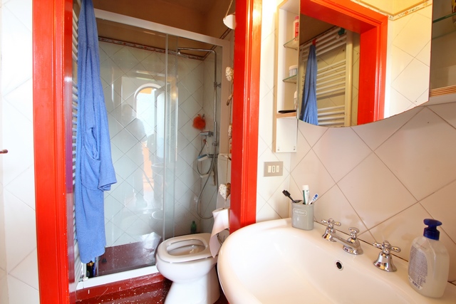 Hillside Home with Sea View – Near Massa