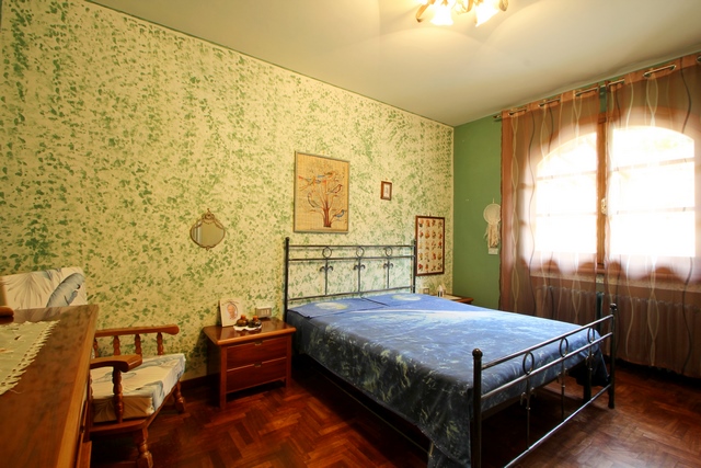 Hillside Home with Sea View – Near Massa
