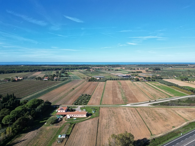 Sustainable Nut Farm & Agriturismo in Tuscany – Near the Sea