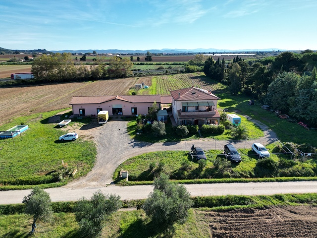 Tuscany ecological nut production