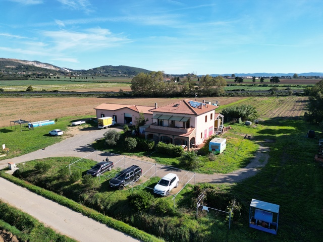 Sustainable Nut Farm & Agriturismo in Tuscany – Near the Sea