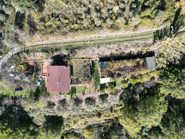 Renovierungsobjekt – Haus in den Hügeln bei Sarzana, Ligurien
