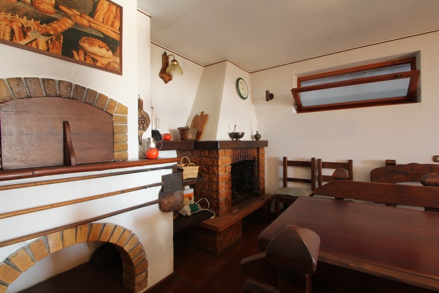 Renovierungsobjekt – Haus in den Hügeln bei Sarzana, Ligurien