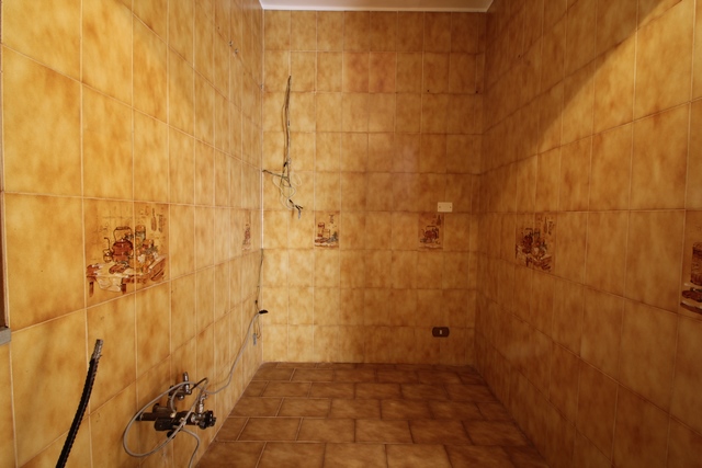 Renovierungsobjekt – Haus in den Hügeln bei Sarzana, Ligurien