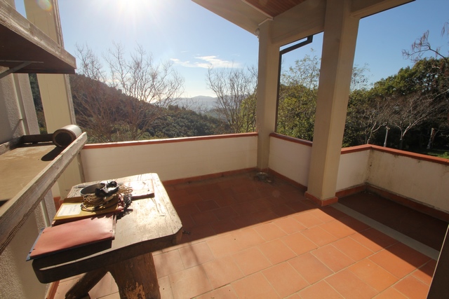Renovierungsobjekt – Haus in den Hügeln bei Sarzana, Ligurien