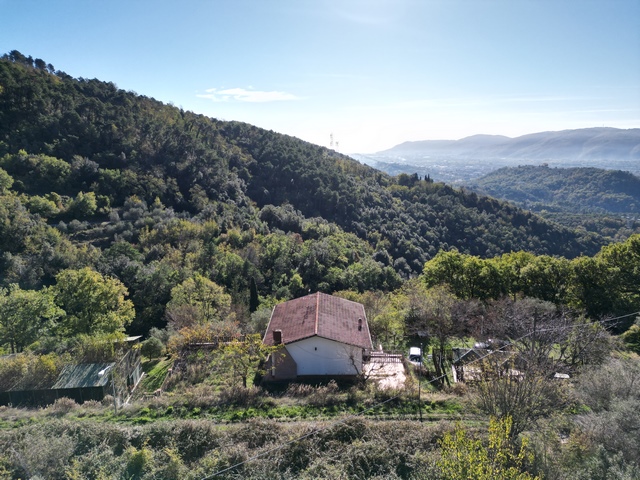 Renovierungsobjekt – Haus in den Hügeln bei Sarzana, Ligurien