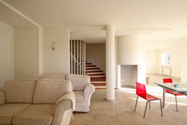 Investment Opportunity: Modern Home in Massa Montignoso, 3km from the Sea