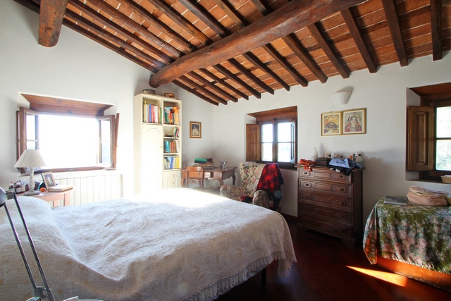 Traditional Tuscan Villa with Sea Views & Olive Grove