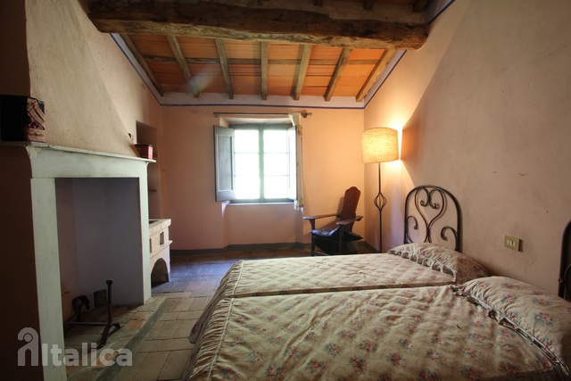 Casa in Pietra Storica Vicino a Stazzema – Versilia, Toscana