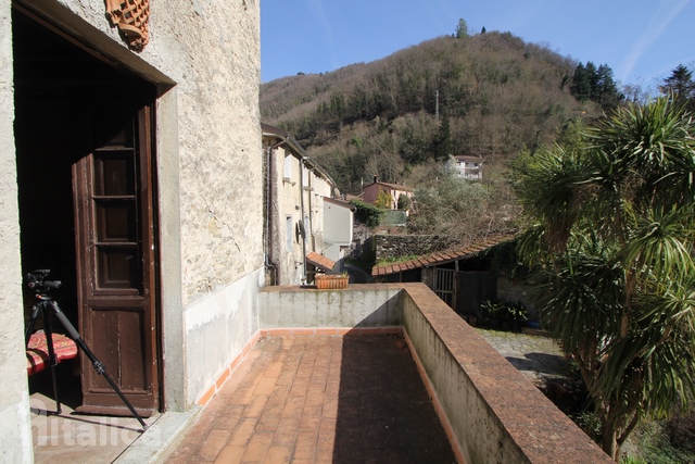 Casa in Pietra Storica Vicino a Stazzema – Versilia, Toscana