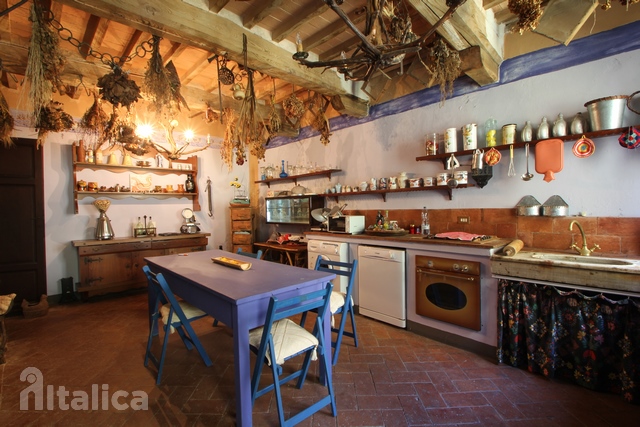 Casa in Pietra Storica Vicino a Stazzema – Versilia, Toscana