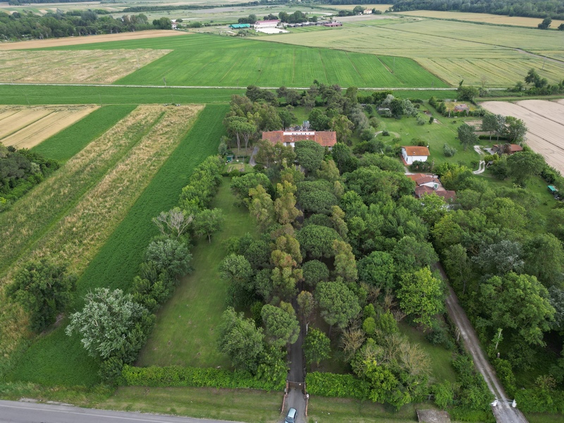 Seafront Estate in Tuscany with Private Mooring & Park – Renovation Opportunity