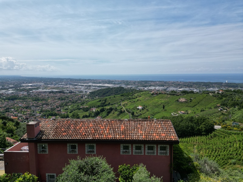 Summer domicile with dreamlike sea view in the Tuscan Versilia for Sale