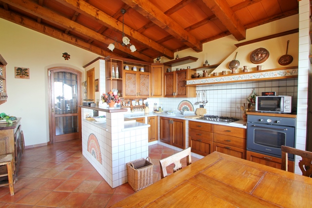 Exclusive Tuscan Villa with Vineyard, Sea View & Pool in Candia, Massa