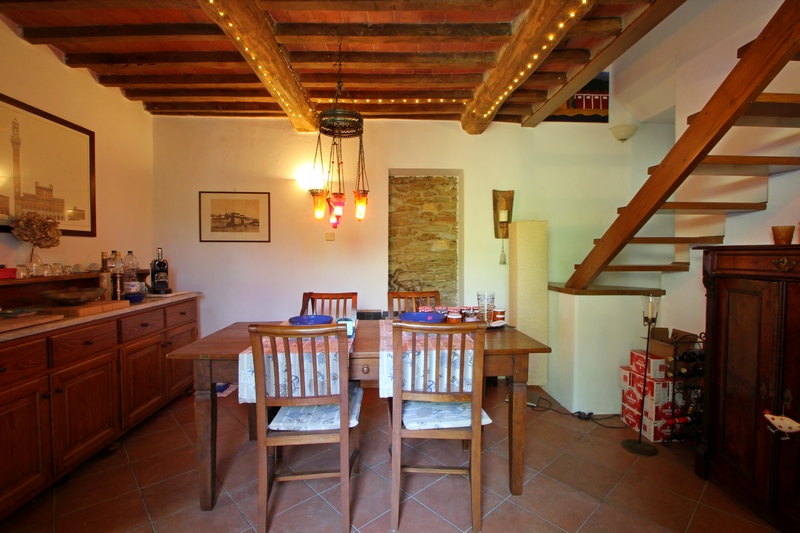 Haus mit Garten im Steindorf Giustagnana