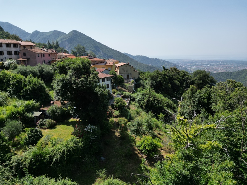 Haus mit Garten im Steindorf Giustagnana