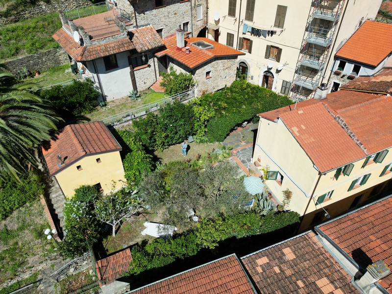 Casa nel borgo antico 7km dal mare cn depandance