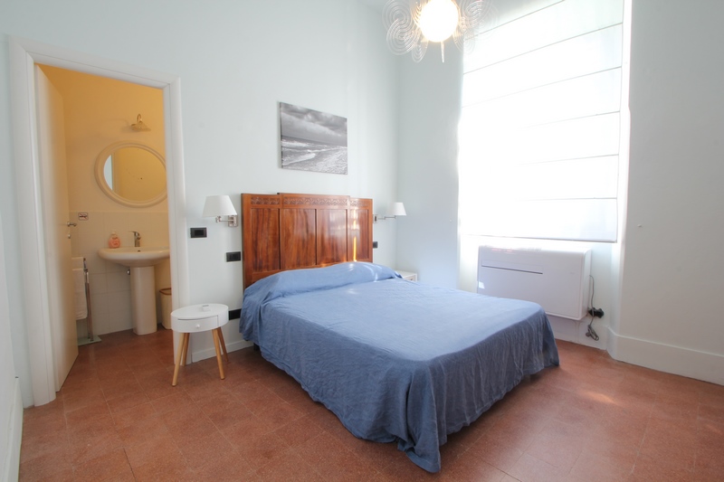 Villa Massarosa – Storica Villa del 1860 Vicino Viareggio con Vista Panoramica