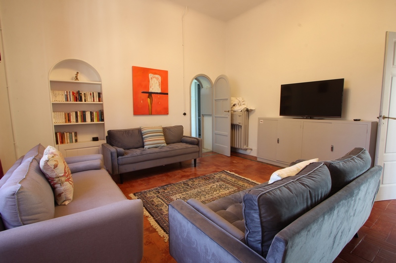 Villa Massarosa – Storica Villa del 1860 Vicino Viareggio con Vista Panoramica