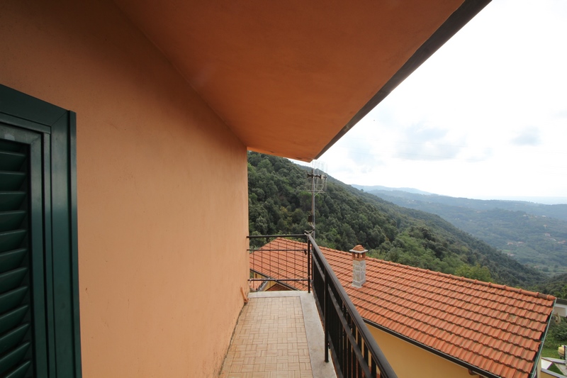 Small house with sea view in Tuscany