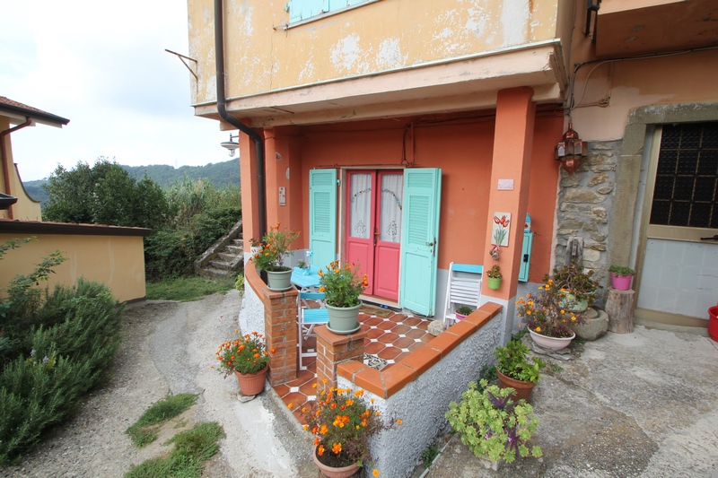 Rustic House in Fosdinovo – Option to Buy with House No. 177