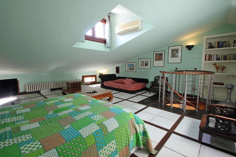 Maisonette Elegante in Vendita nel Centro di Pietrasanta