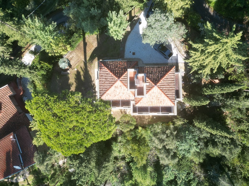 Moderne Villa mit Meerblick bei Camaiore