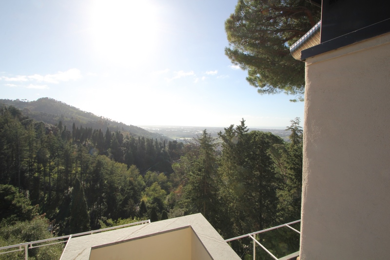 Villa con vista mare verso Camaiore