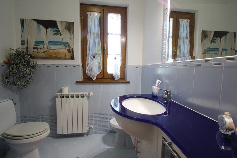 Unique 4-Floor Stone House with Large Garden near Camaiore