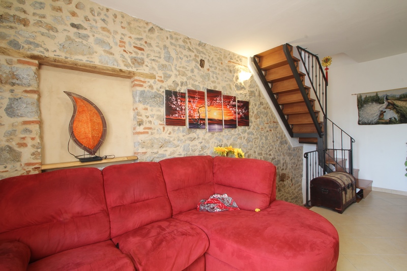 Unique 4-Floor Stone House with Large Garden near Camaiore