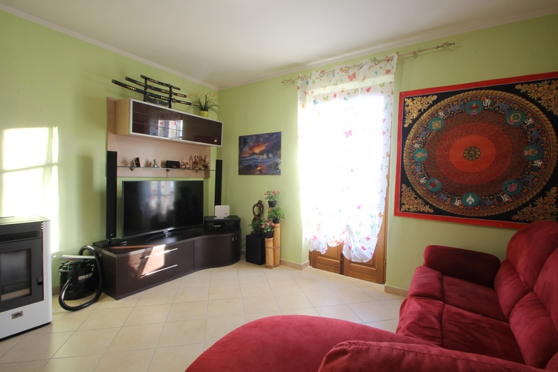 Unique 4-Floor Stone House with Large Garden near Camaiore