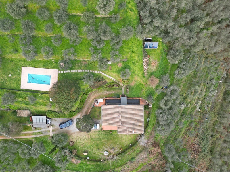 Restored stone house in Colle di Compito