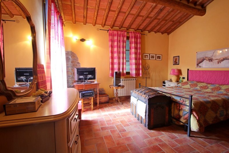 Restored stone house in Colle di Compito