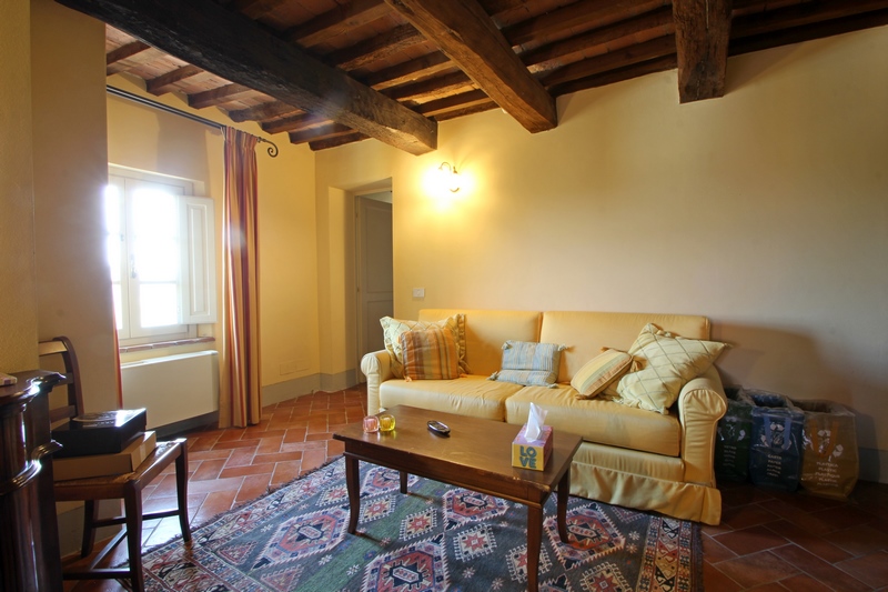 Flat in Historic Residence with Pool between Pisa & Florence