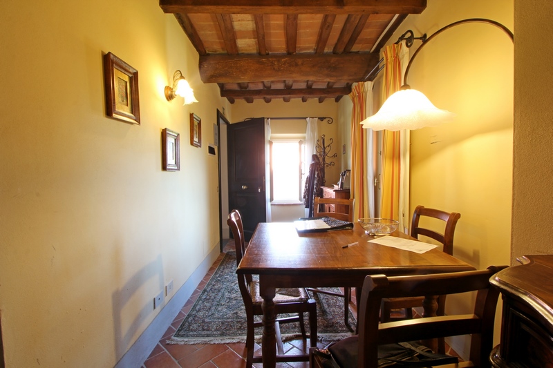 Flat in tuscan historical residence