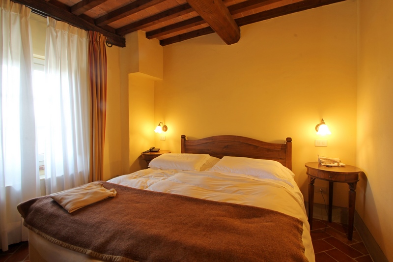 Flat in Historic Residence with Pool between Pisa & Florence