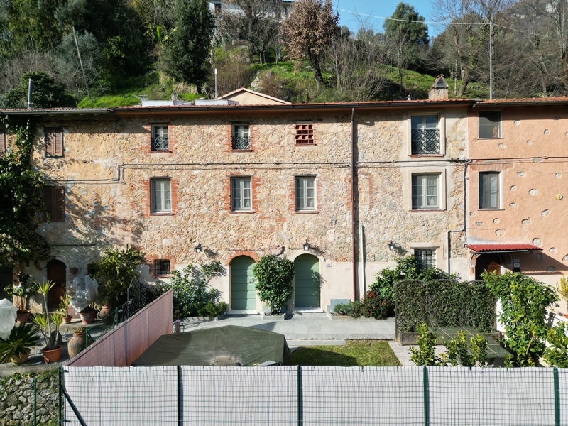 Renovated Stone House with Rustico & Pool near Montebello di Camaiore